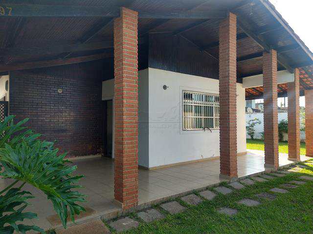 Casa à venda com 3 quartos, 308m² - Foto 2