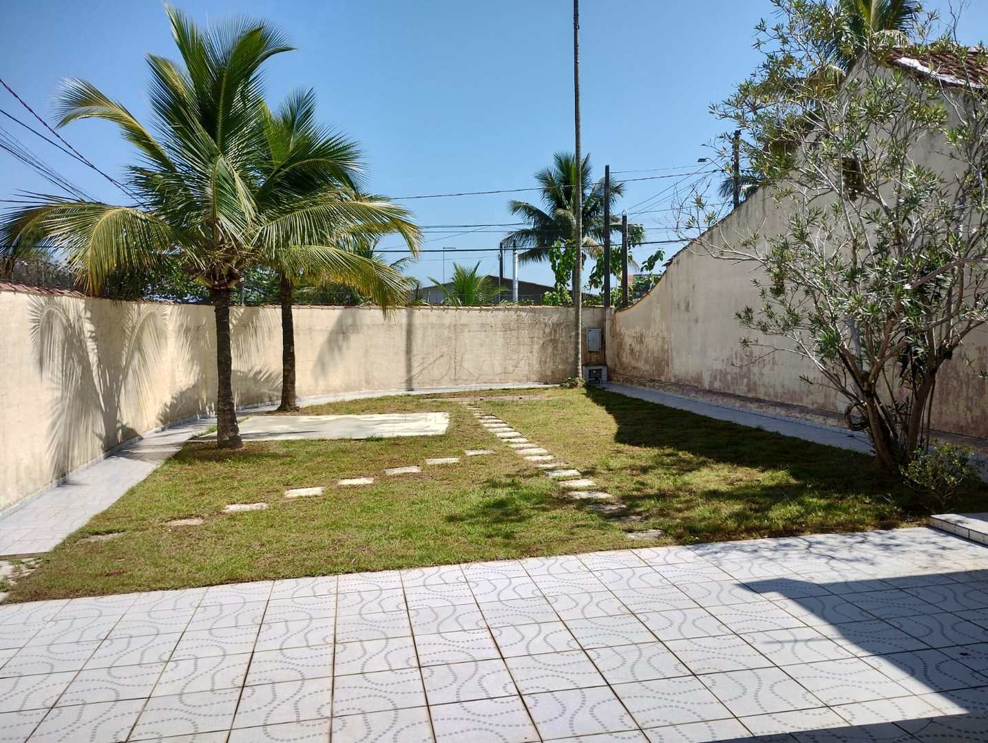 Casa à venda com 1 quarto, 70m² - Foto 5