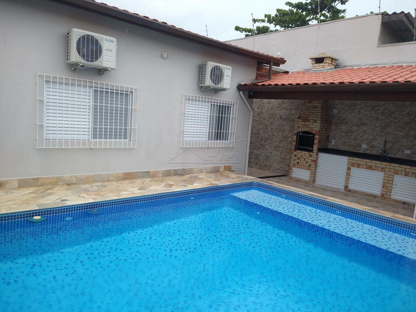 Casa à venda com 3 quartos, 91m² - Foto 7