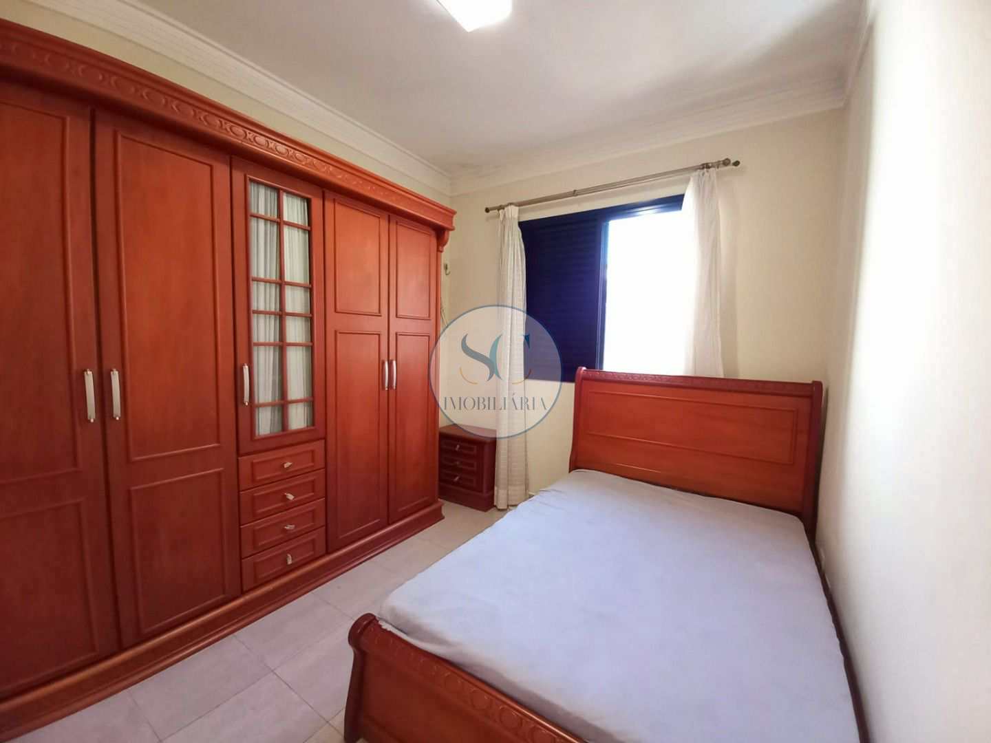 Apartamento para alugar com 4 quartos, 180m² - Foto 26