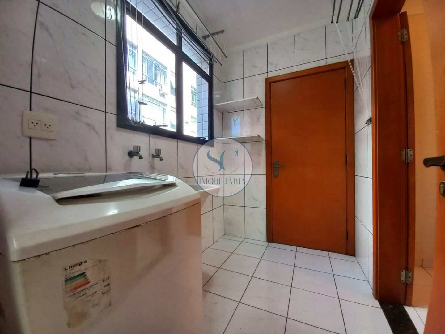 Apartamento para alugar com 4 quartos, 180m² - Foto 12