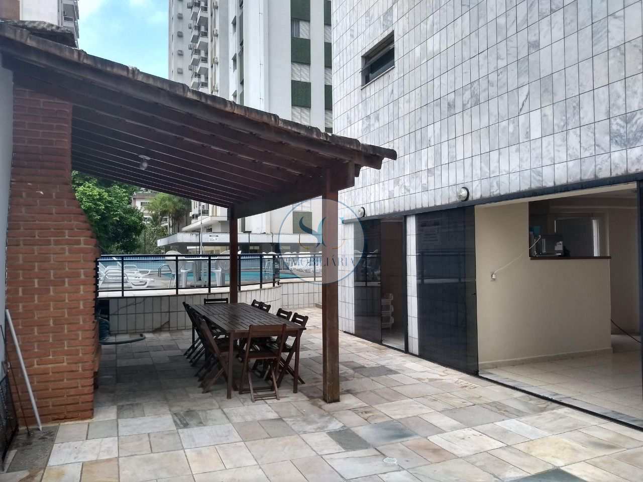 Apartamento à venda com 3 quartos, 145m² - Foto 4