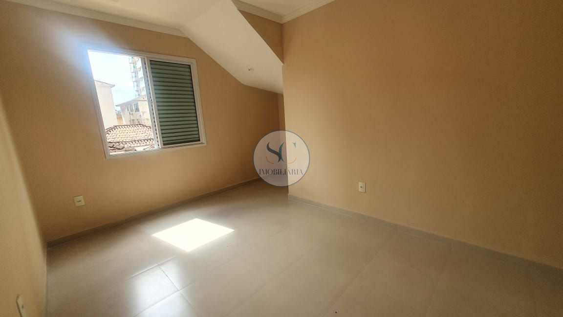 Casa à venda com 4 quartos, 230m² - Foto 22