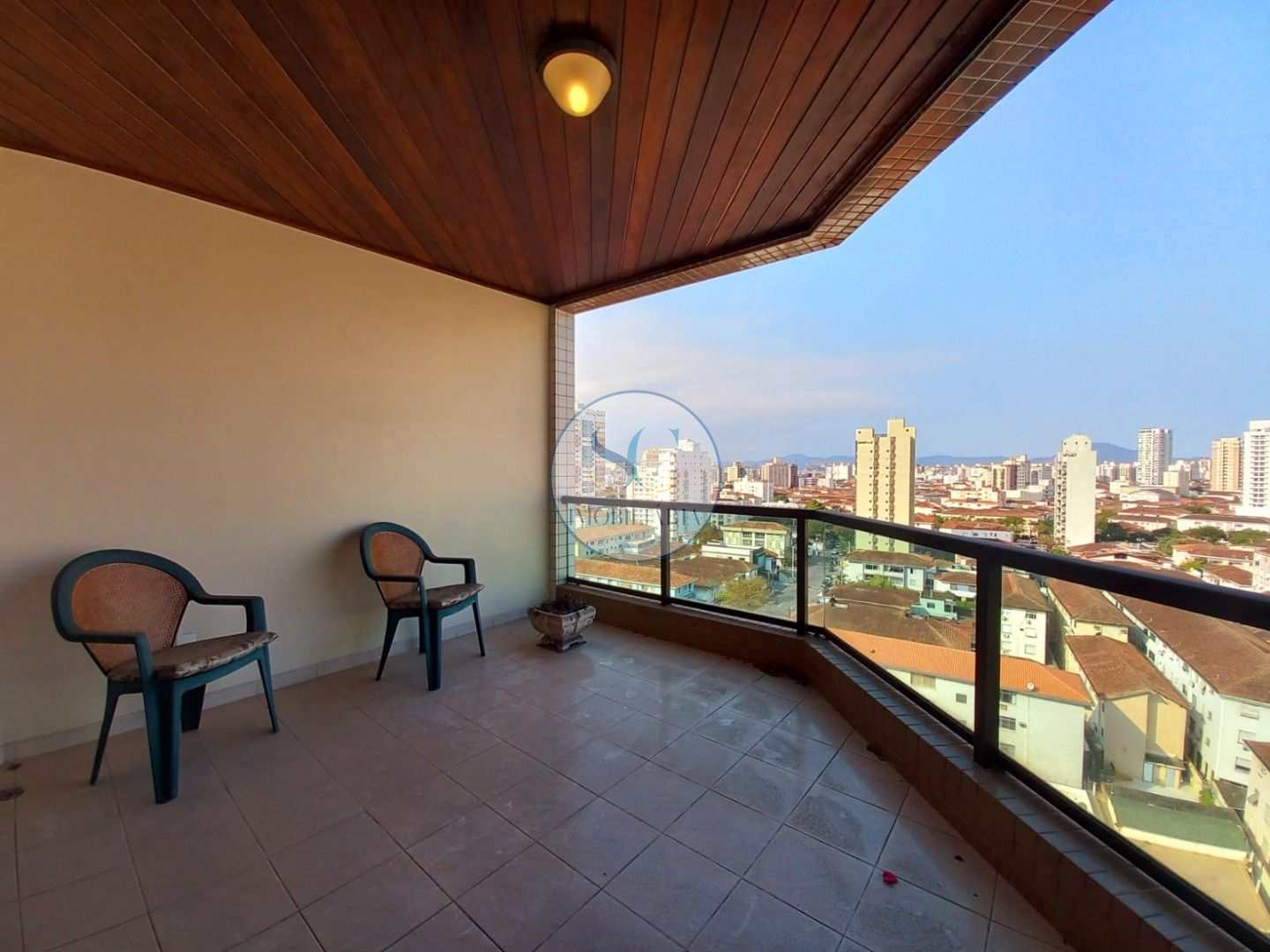 Apartamento à venda com 4 quartos, 230m² - Foto 2