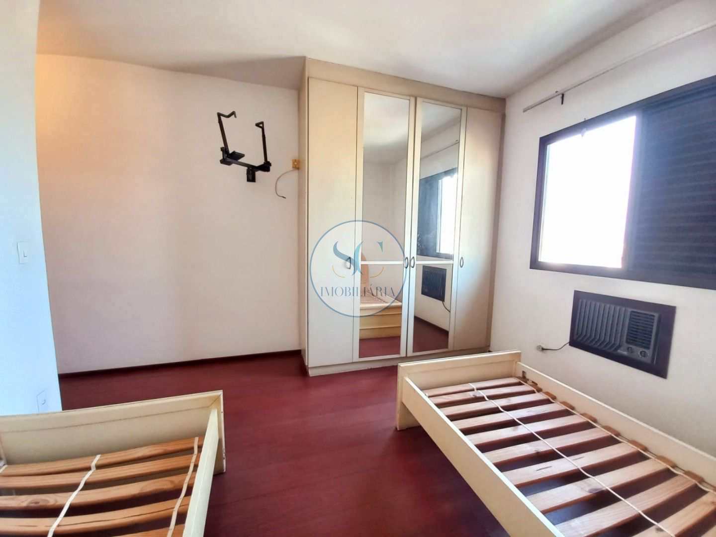 Apartamento à venda com 4 quartos, 230m² - Foto 17