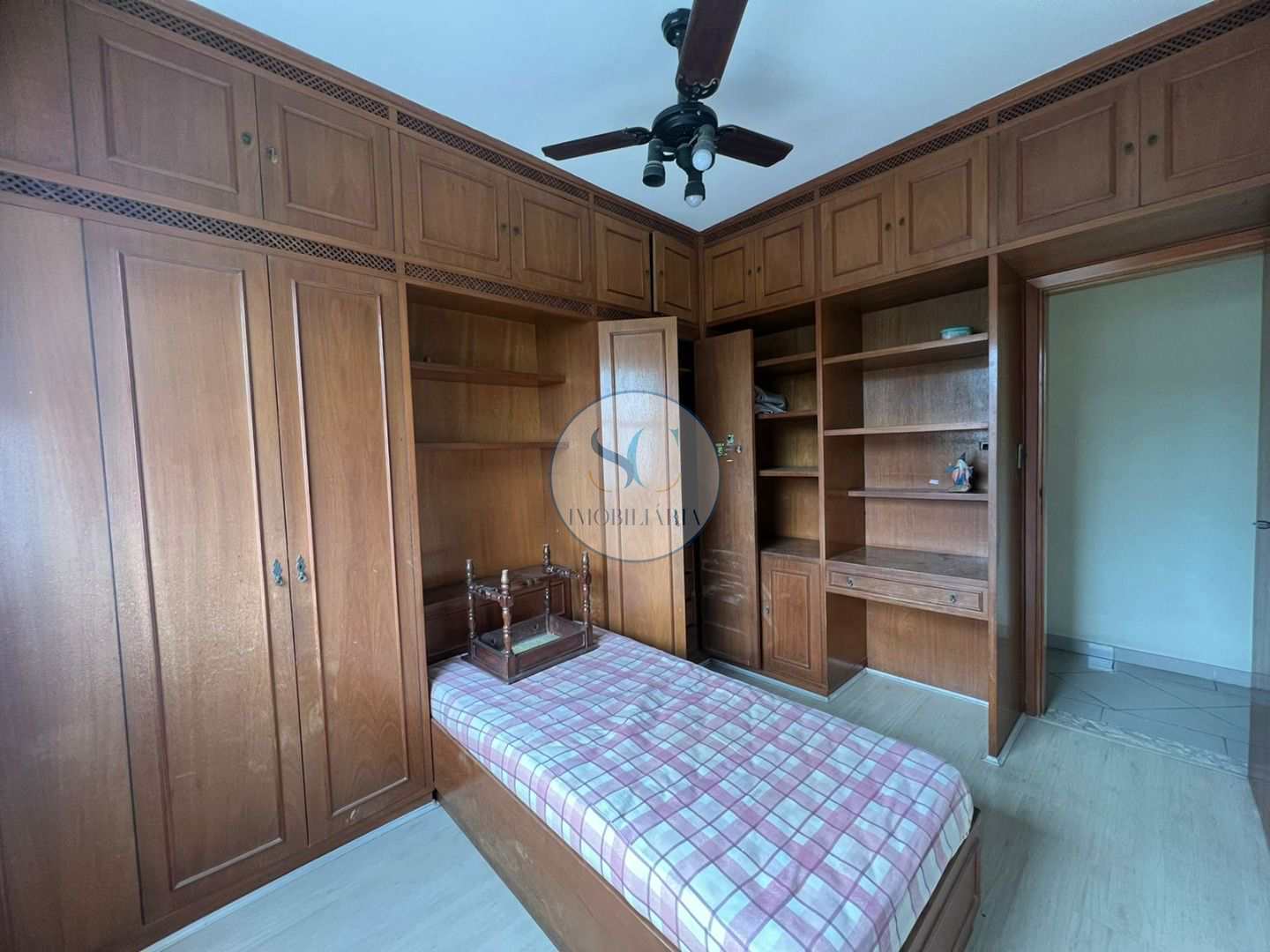 Apartamento à venda com 3 quartos, 150m² - Foto 6