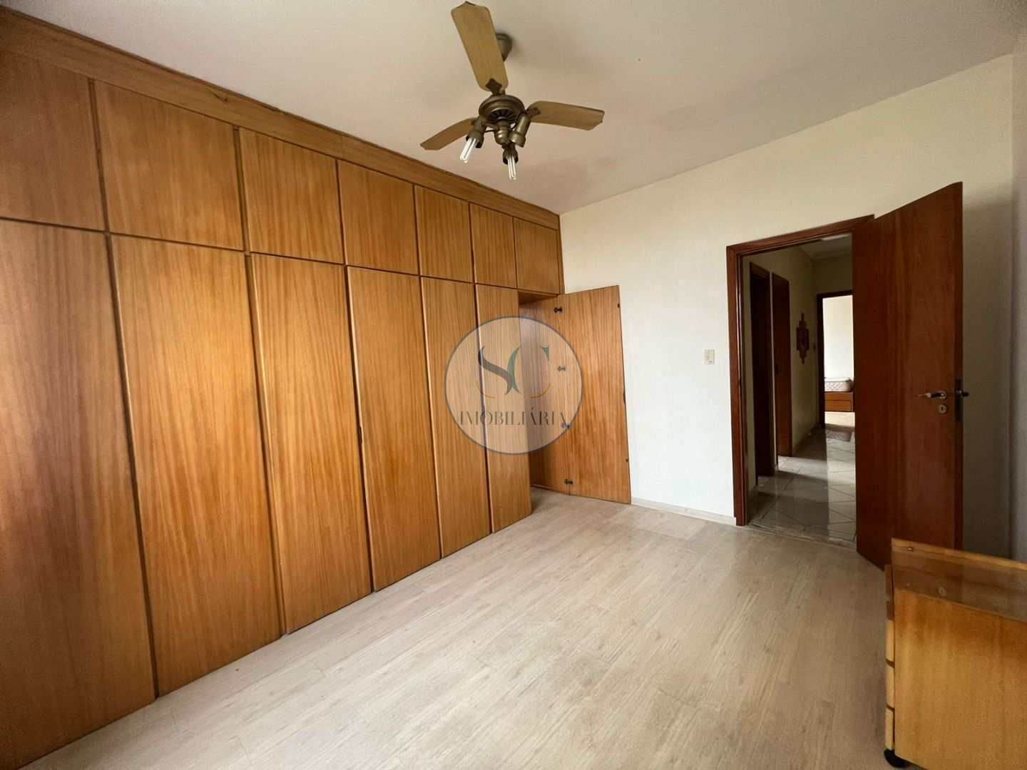 Apartamento à venda com 3 quartos, 150m² - Foto 11