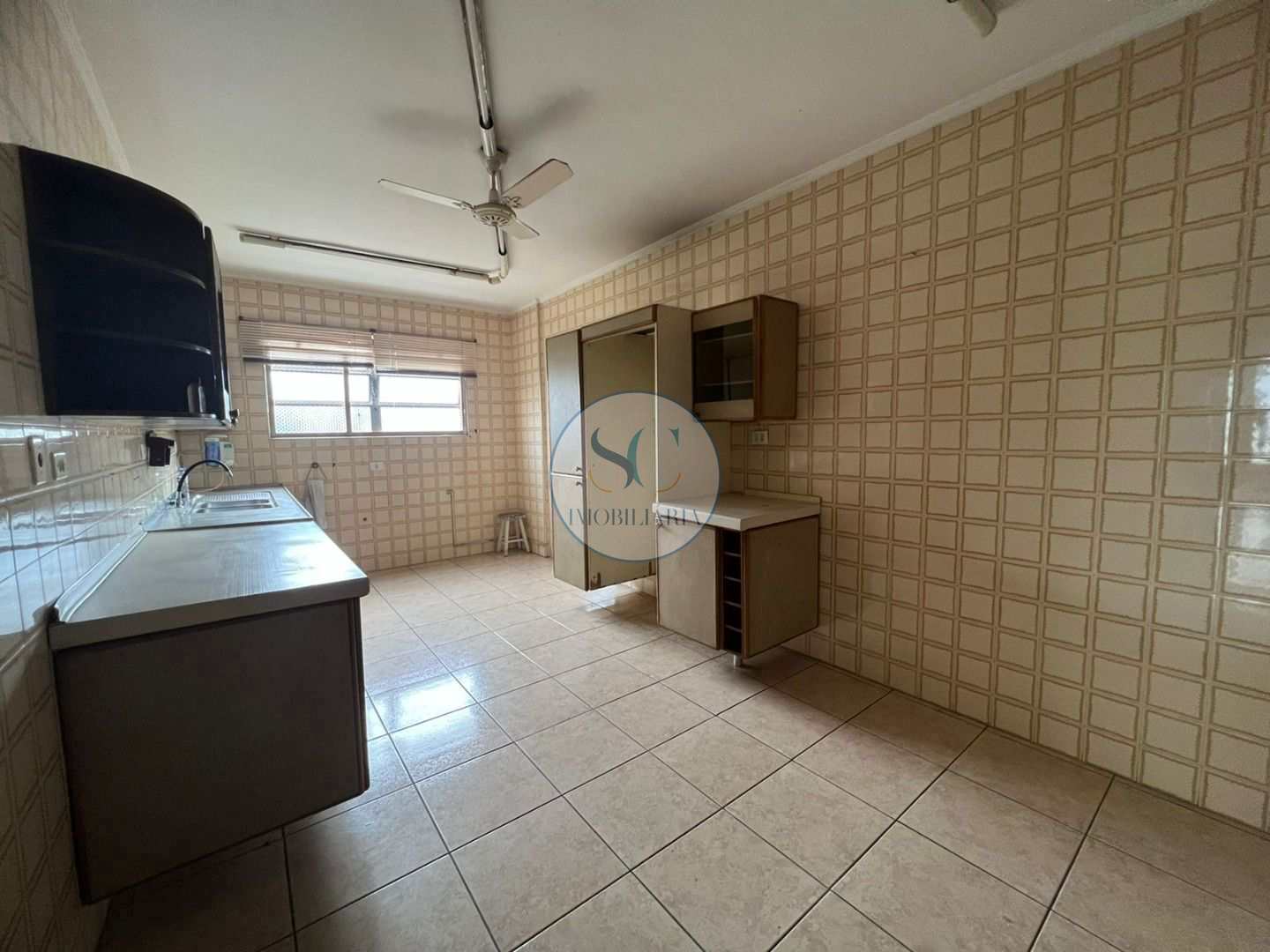 Apartamento à venda com 3 quartos, 150m² - Foto 17