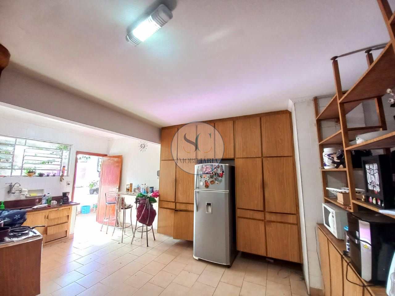 Apartamento à venda com 3 quartos, 173m² - Foto 2