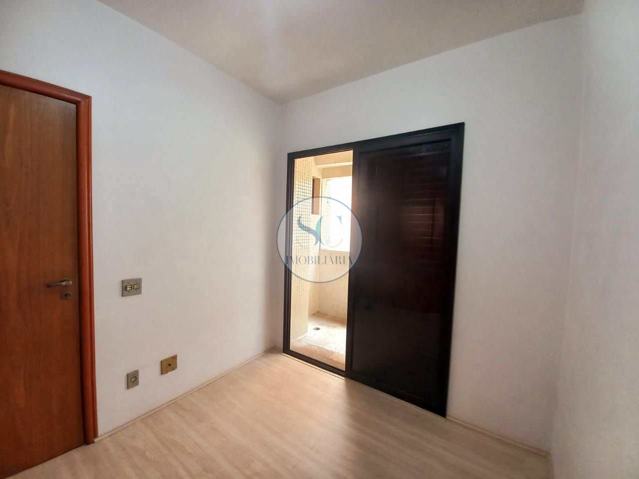 Apartamento à venda com 3 quartos, 90m² - Foto 17