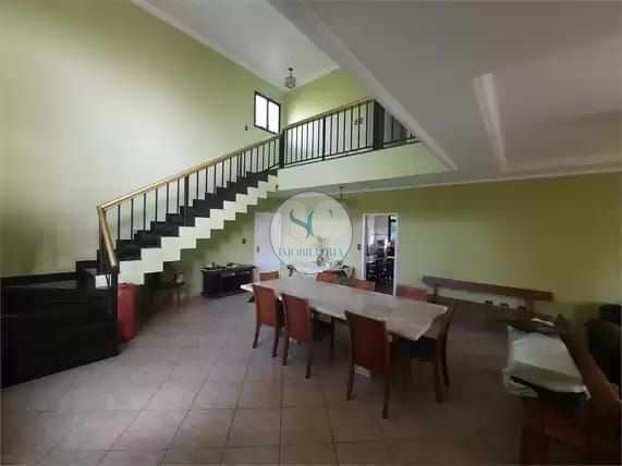 Casa à venda com 6 quartos, 270m² - Foto 11