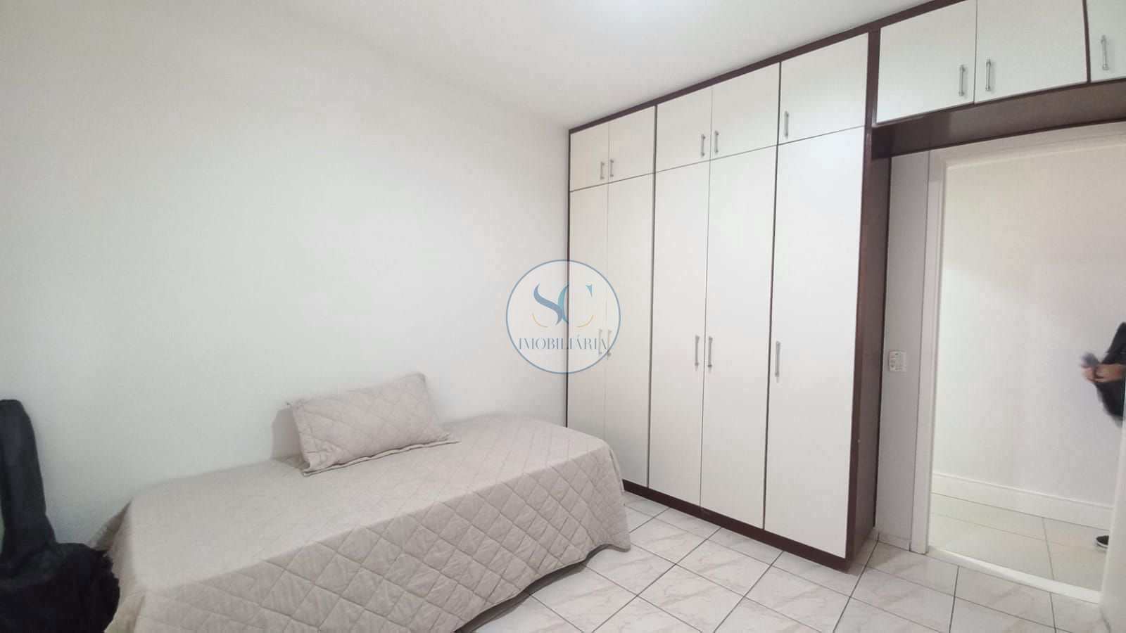 Apartamento à venda com 3 quartos, 147m² - Foto 11