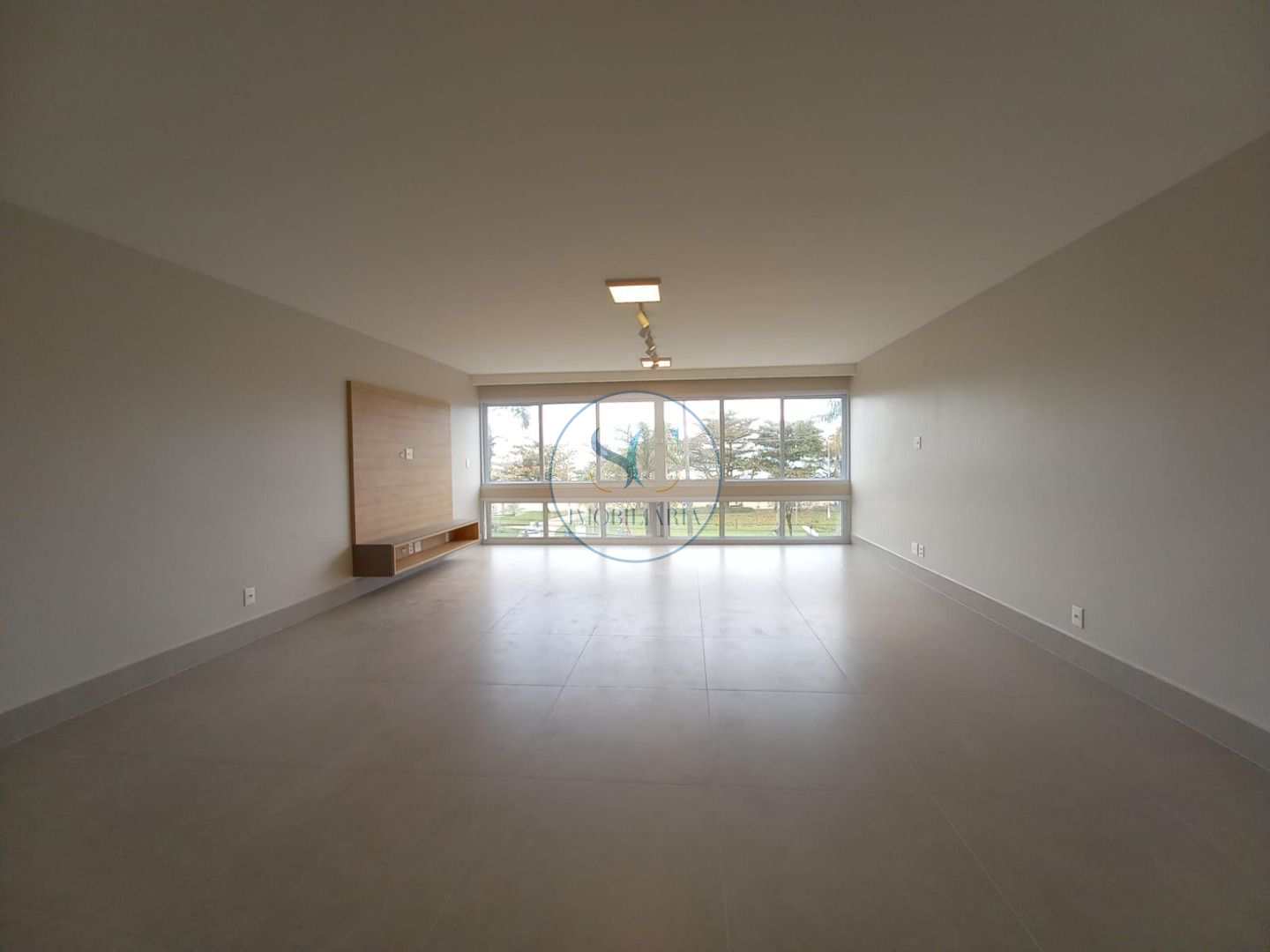 Apartamento à venda com 3 quartos, 200m² - Foto 21