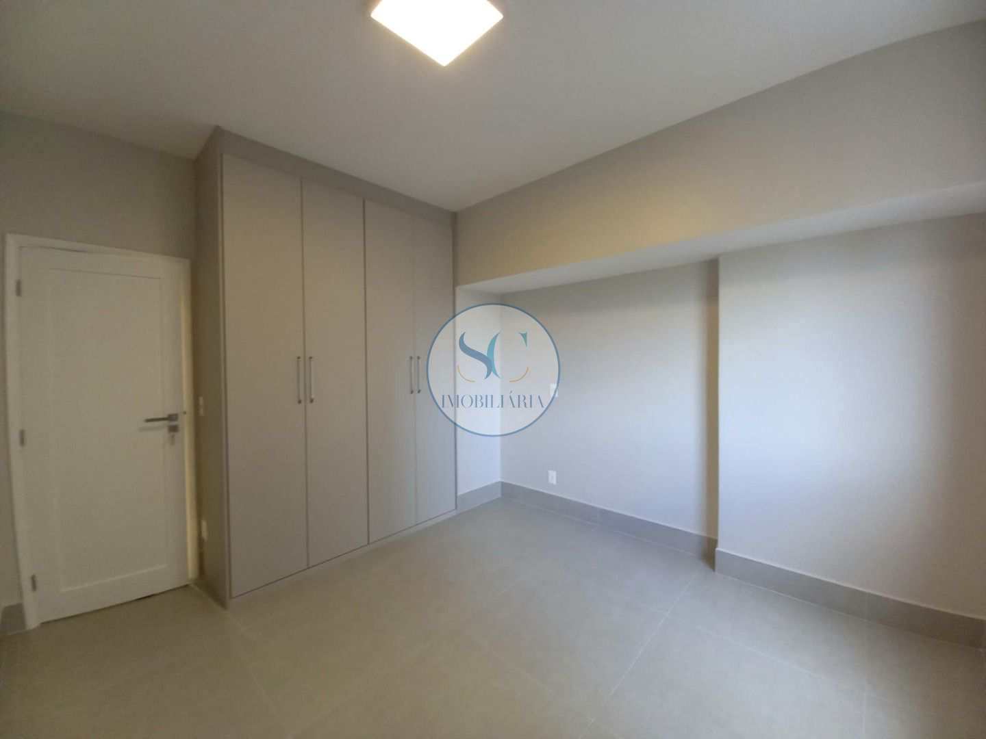 Apartamento à venda com 3 quartos, 200m² - Foto 13