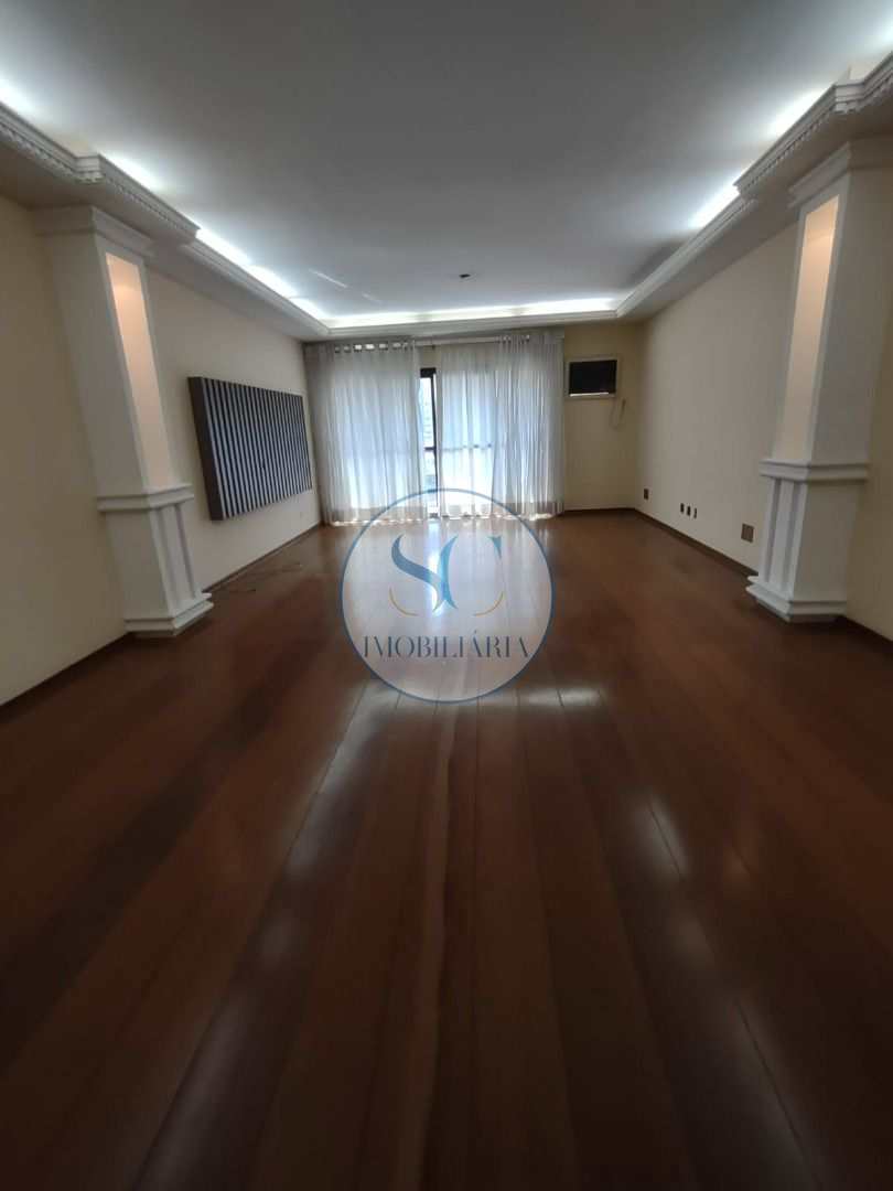 Apartamento à venda com 4 quartos, 202m² - Foto 1