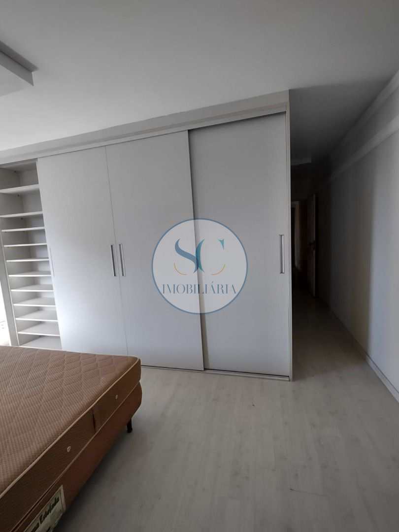 Apartamento à venda com 4 quartos, 202m² - Foto 20