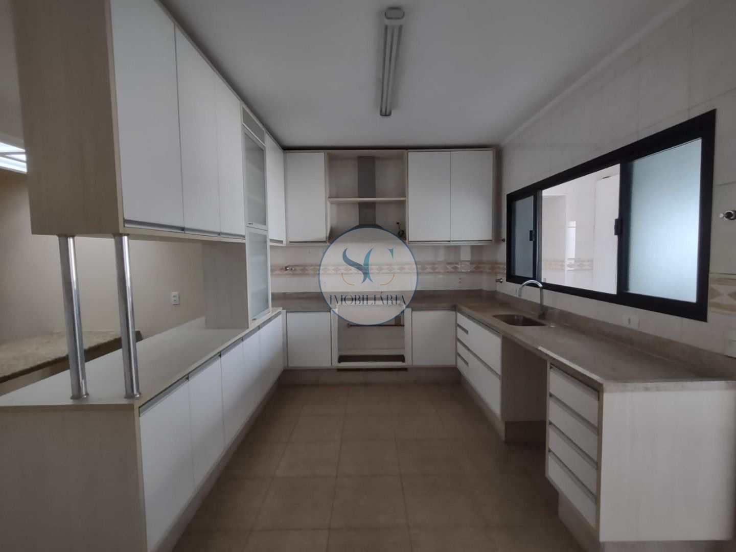 Apartamento à venda com 4 quartos, 202m² - Foto 6