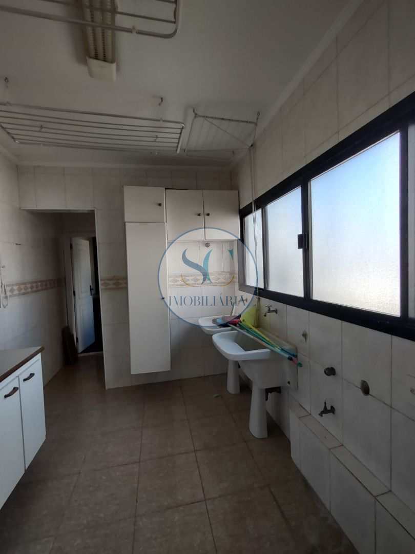 Apartamento à venda com 4 quartos, 202m² - Foto 40