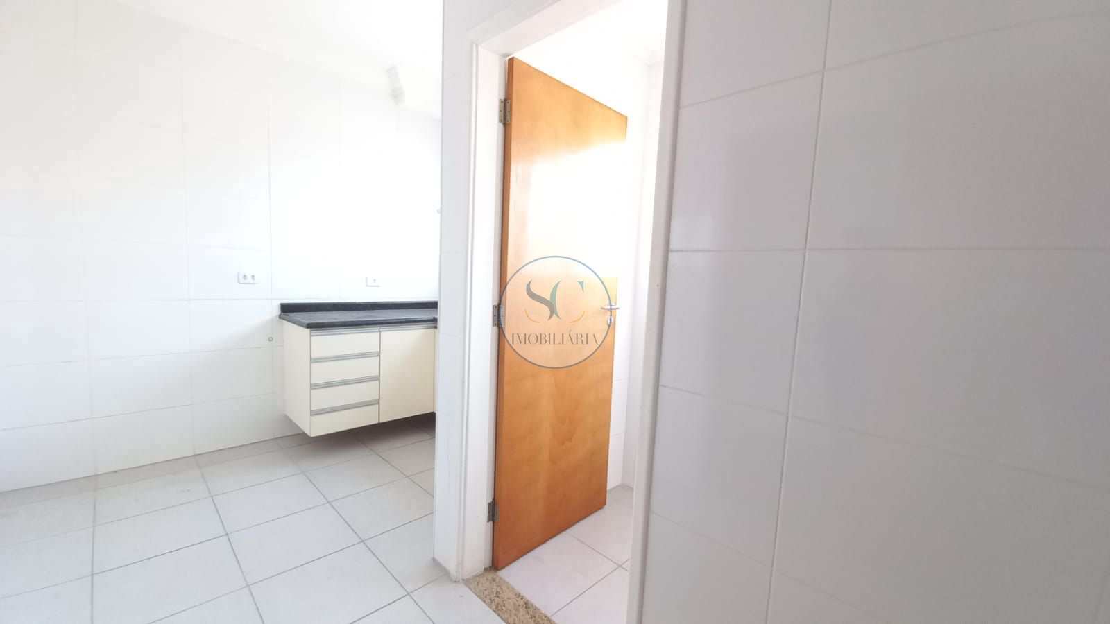 Apartamento à venda com 2 quartos, 67m² - Foto 5