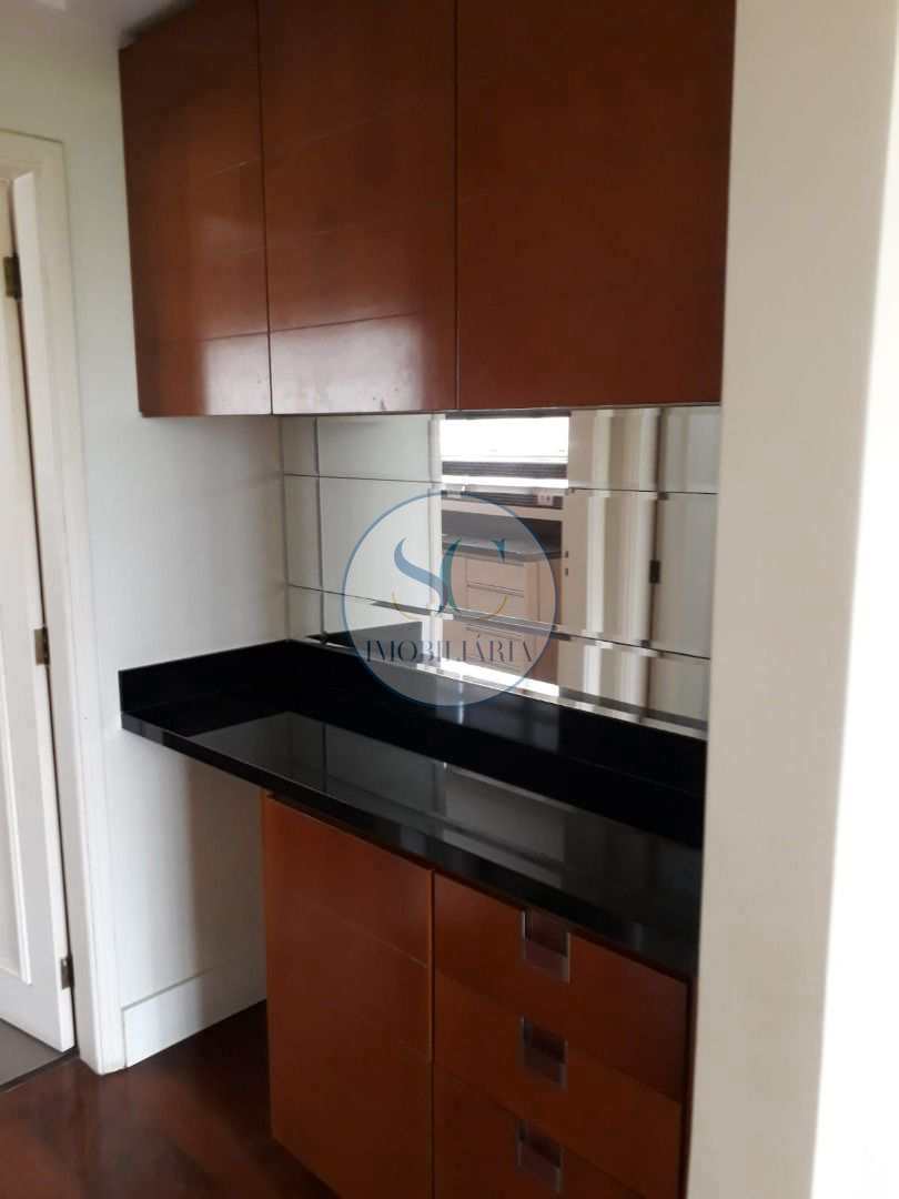 Apartamento à venda com 3 quartos, 211m² - Foto 17