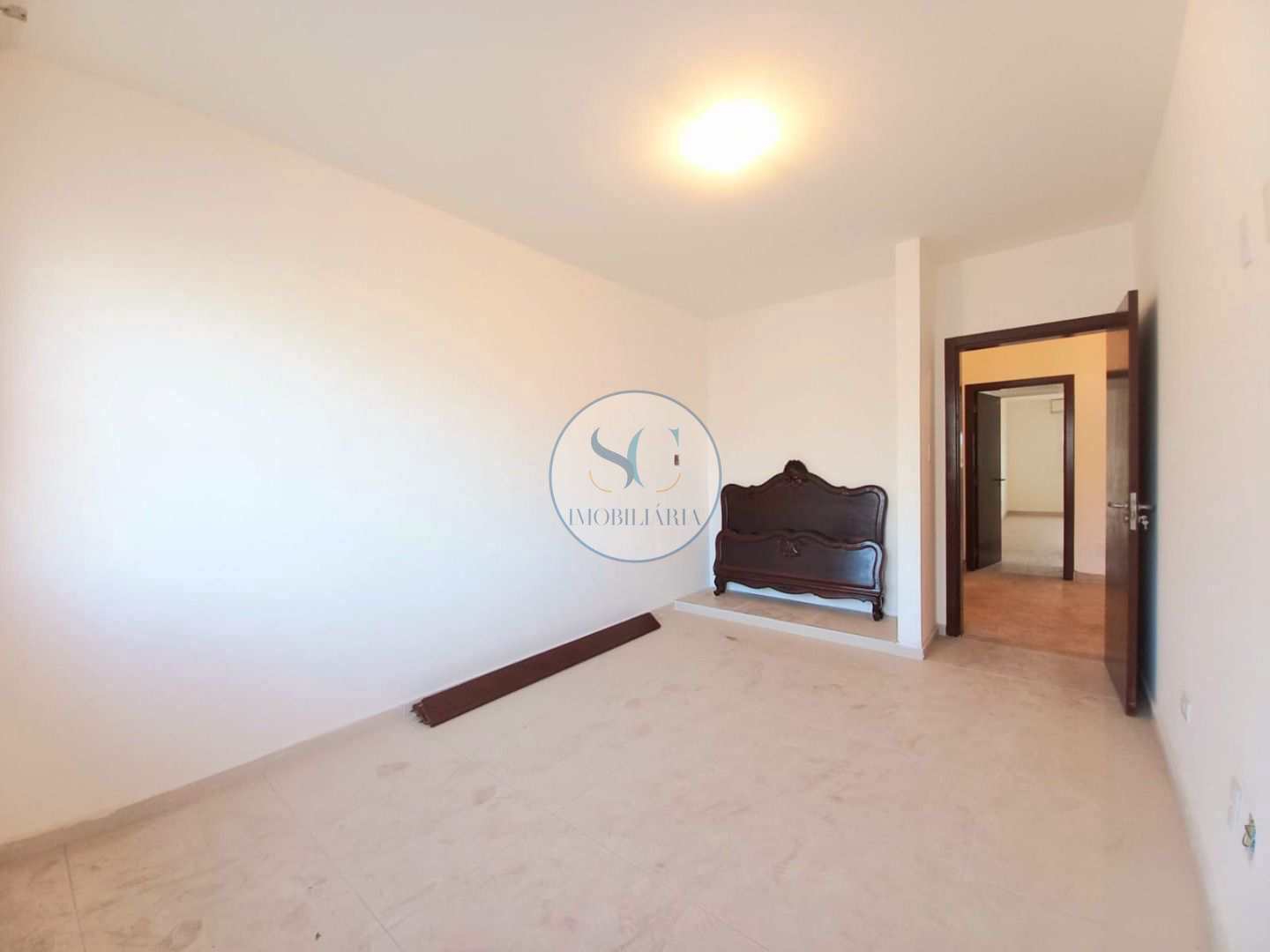 Apartamento à venda com 3 quartos, 180m² - Foto 12