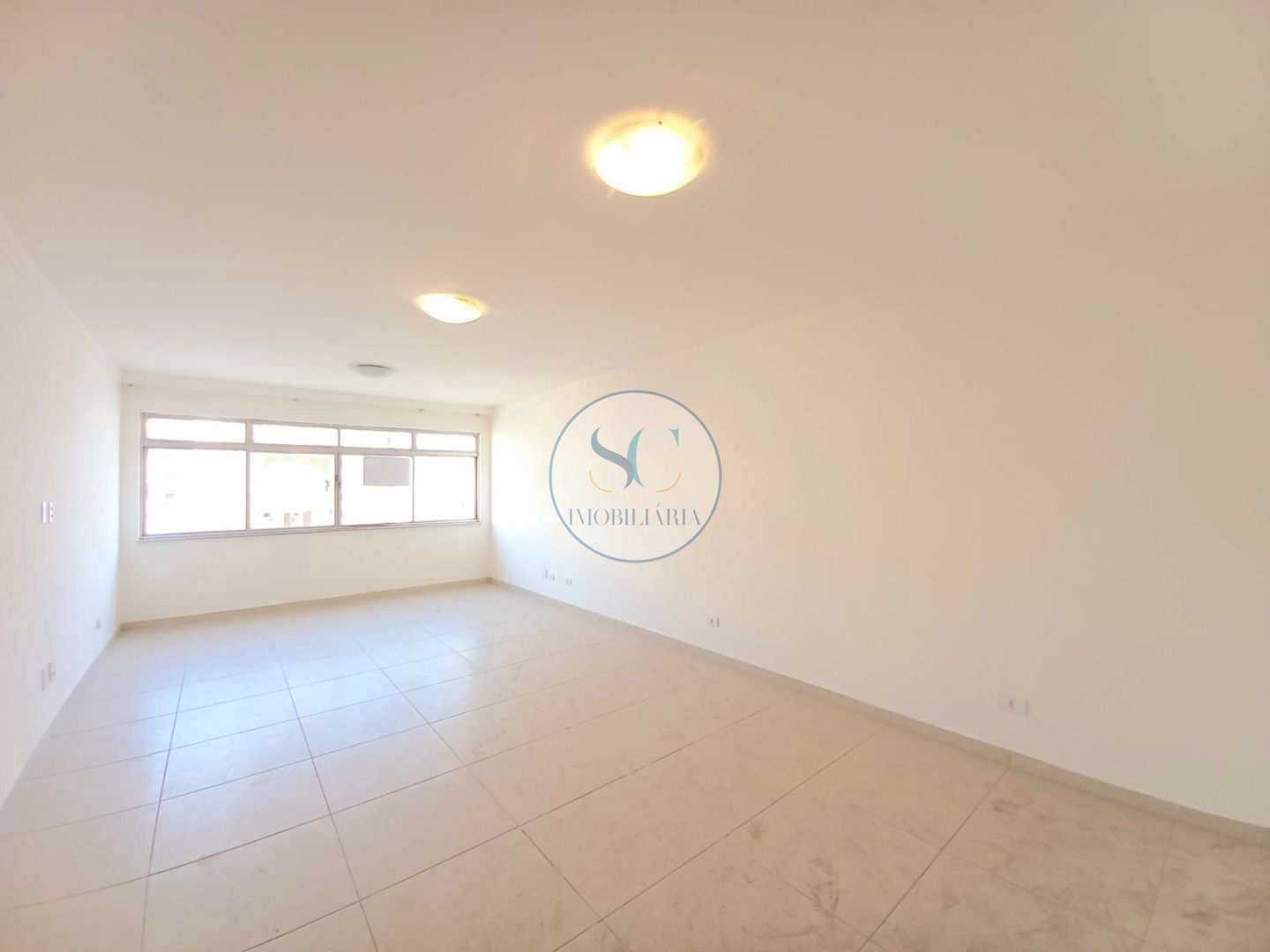 Apartamento à venda com 3 quartos, 180m² - Foto 4