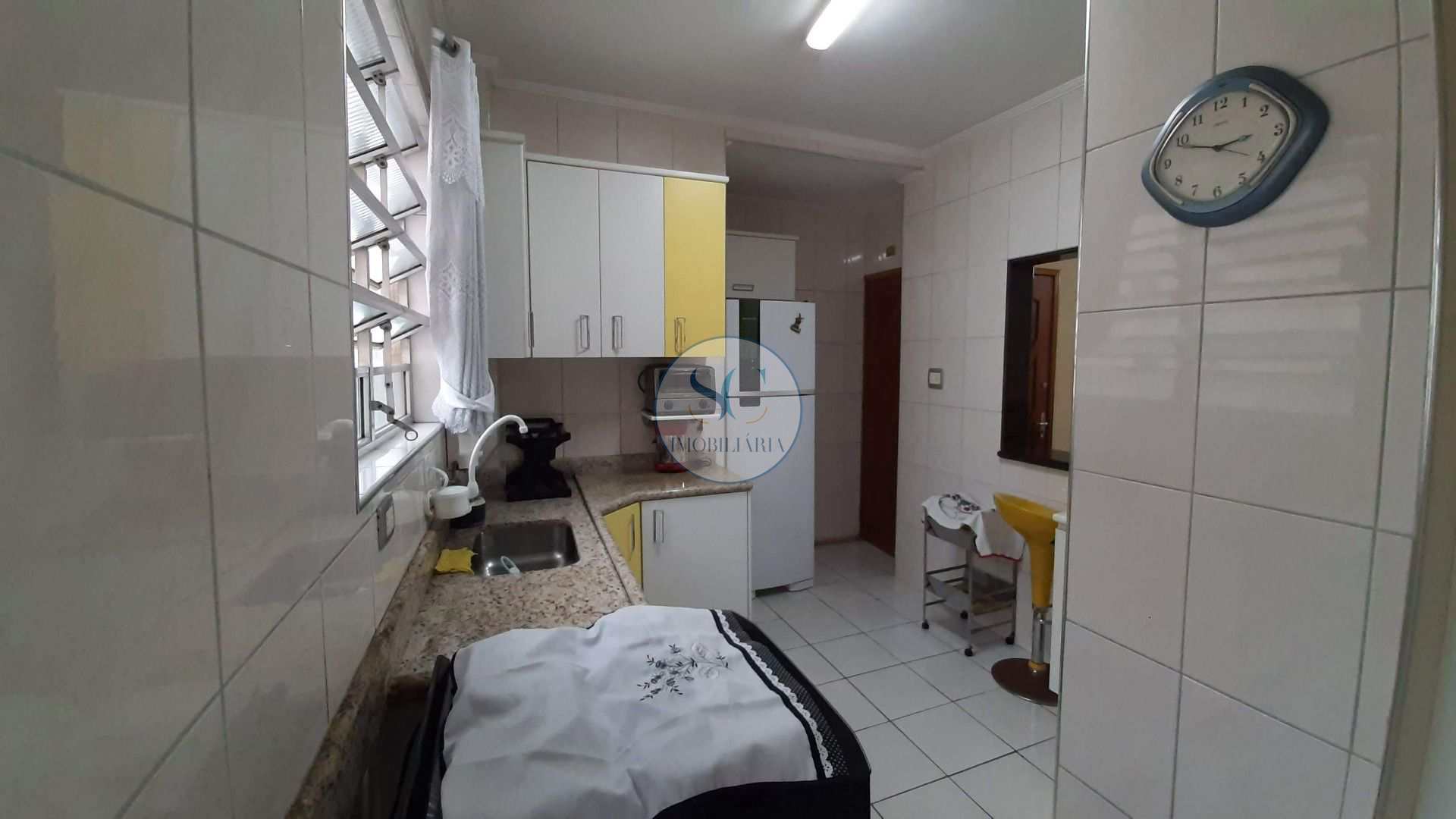 Apartamento à venda com 2 quartos, 93m² - Foto 3