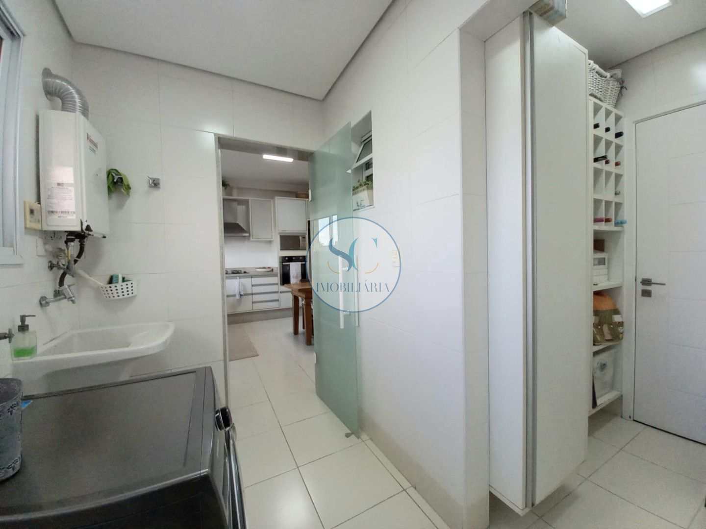 Apartamento à venda com 3 quartos, 140m² - Foto 17