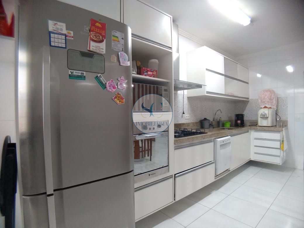 Apartamento à venda com 3 quartos, 165m² - Foto 10