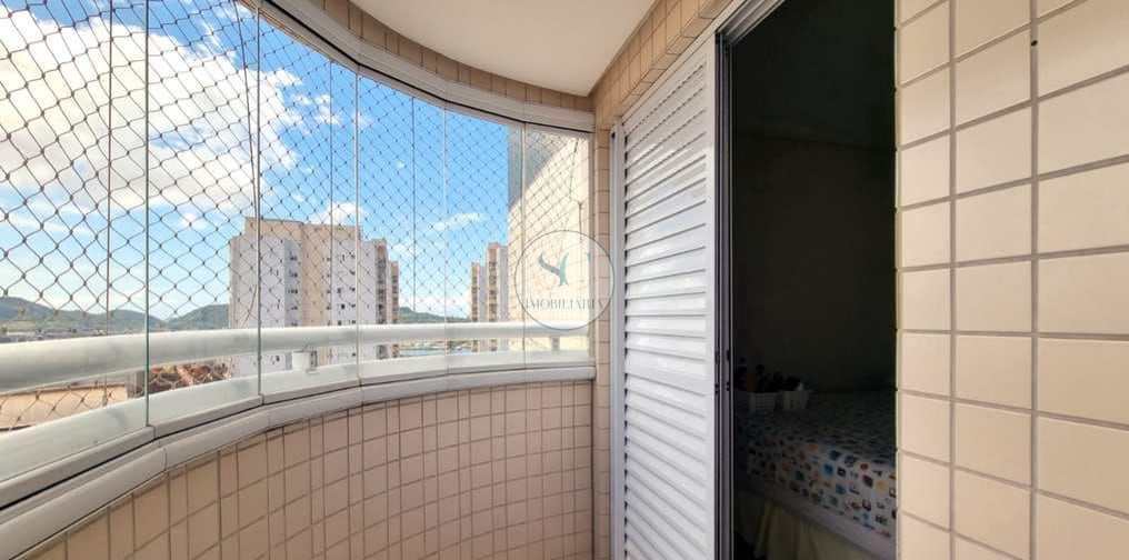 Apartamento à venda com 2 quartos, 116m² - Foto 2