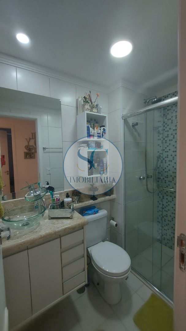 Apartamento à venda com 2 quartos, 67m² - Foto 14