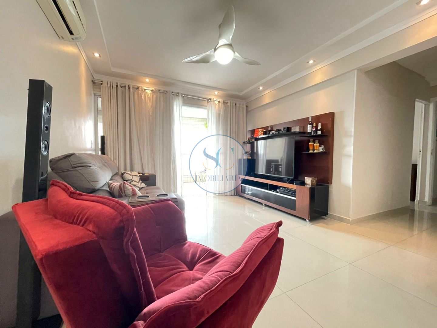 Apartamento à venda com 3 quartos, 111m² - Foto 3