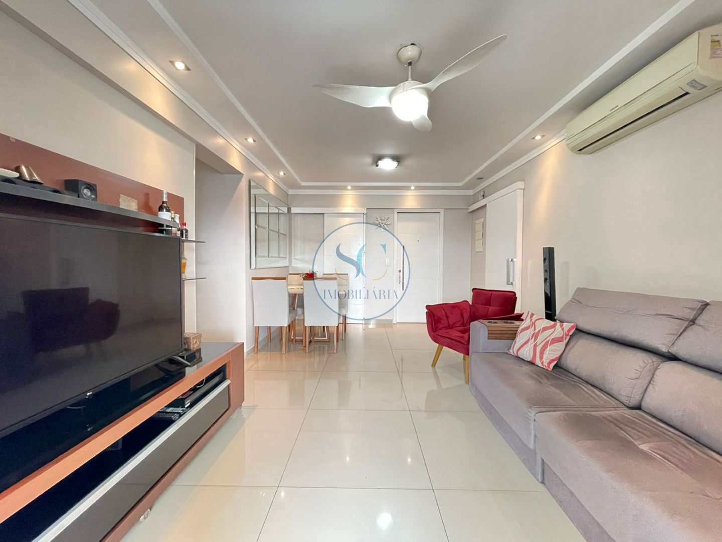 Apartamento à venda com 3 quartos, 111m² - Foto 4