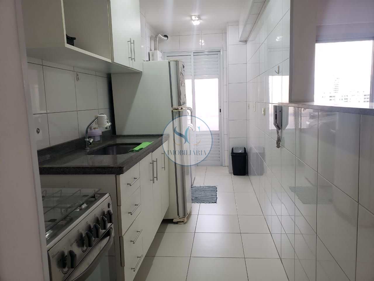 Apartamento à venda com 2 quartos, 67m² - Foto 9