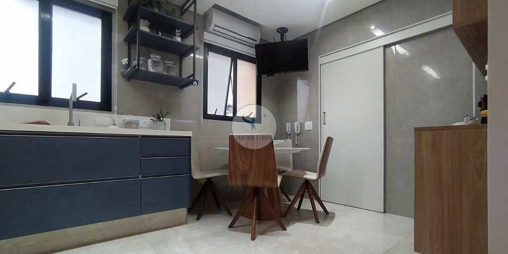 Apartamento à venda com 4 quartos, 210m² - Foto 12