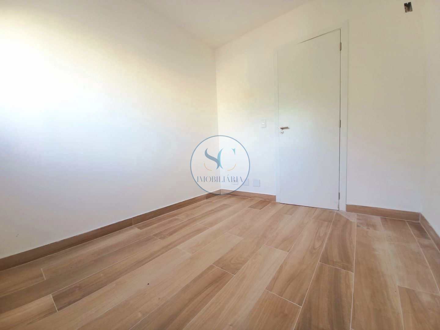 Apartamento à venda com 2 quartos, 65m² - Foto 1