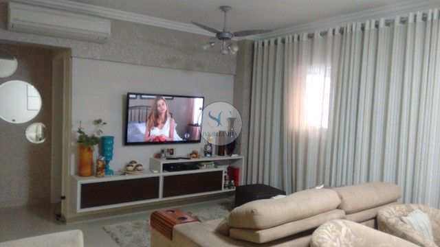 Apartamento à venda com 2 quartos, 92m² - Foto 1