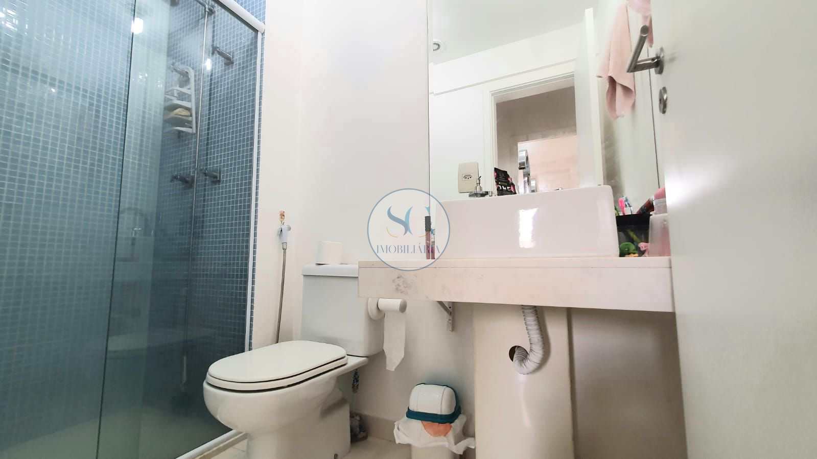 Apartamento à venda com 2 quartos, 83m² - Foto 2