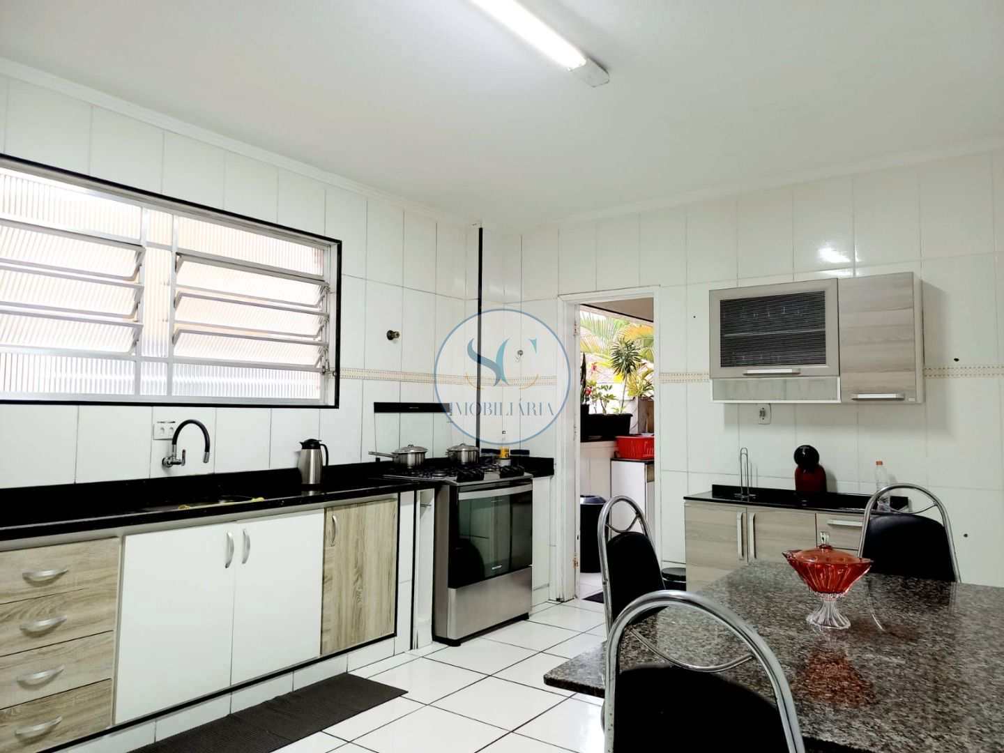 Apartamento à venda com 3 quartos, 60m² - Foto 4