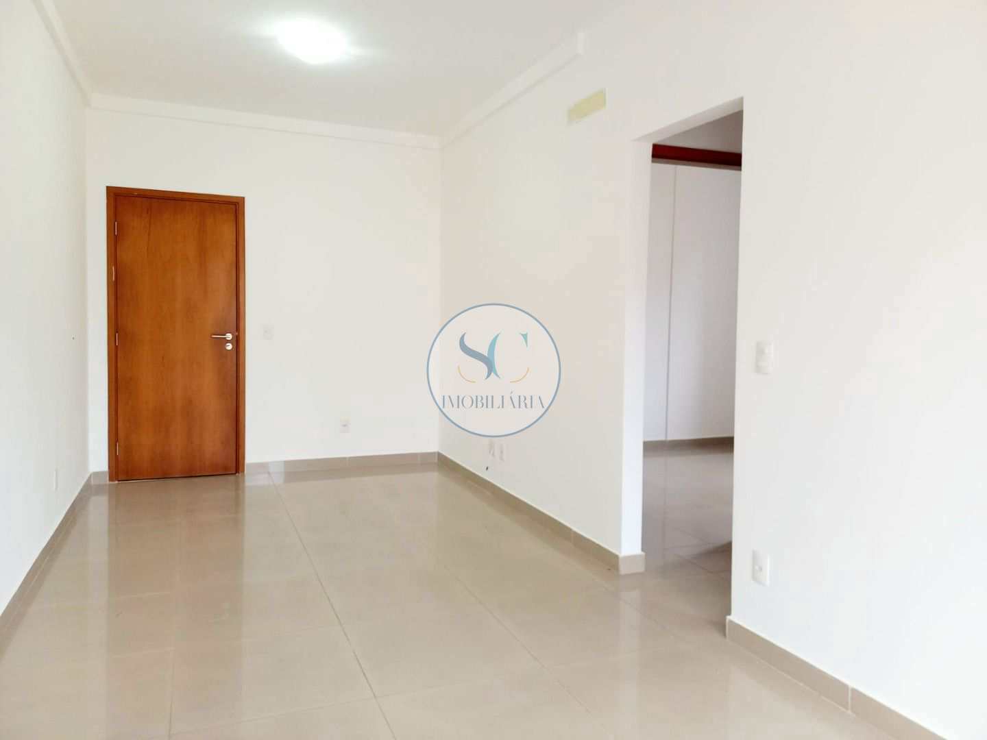 Apartamento à venda com 2 quartos, 83m² - Foto 4