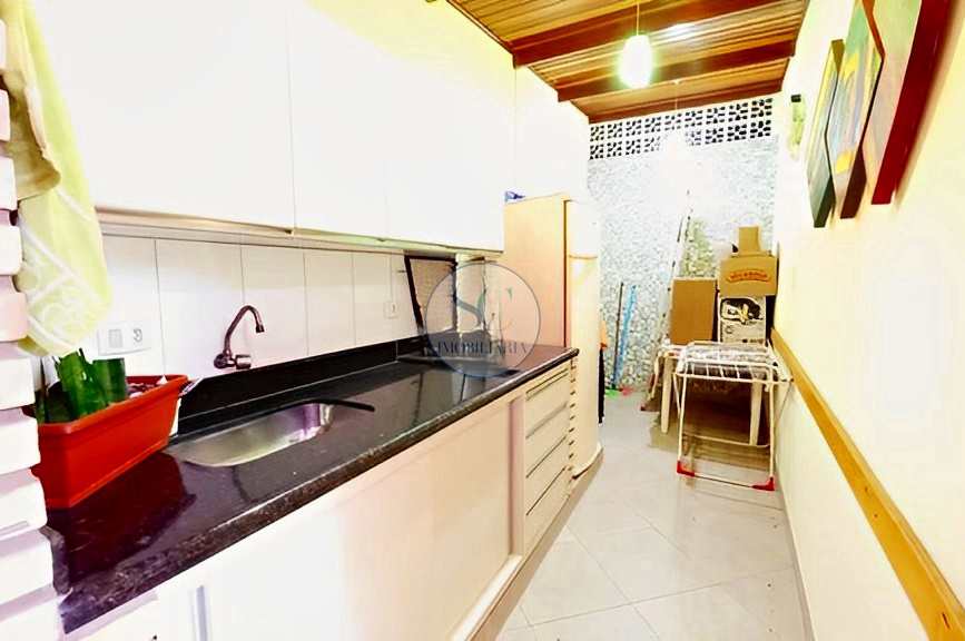 Casa à venda com 3 quartos, 135m² - Foto 17