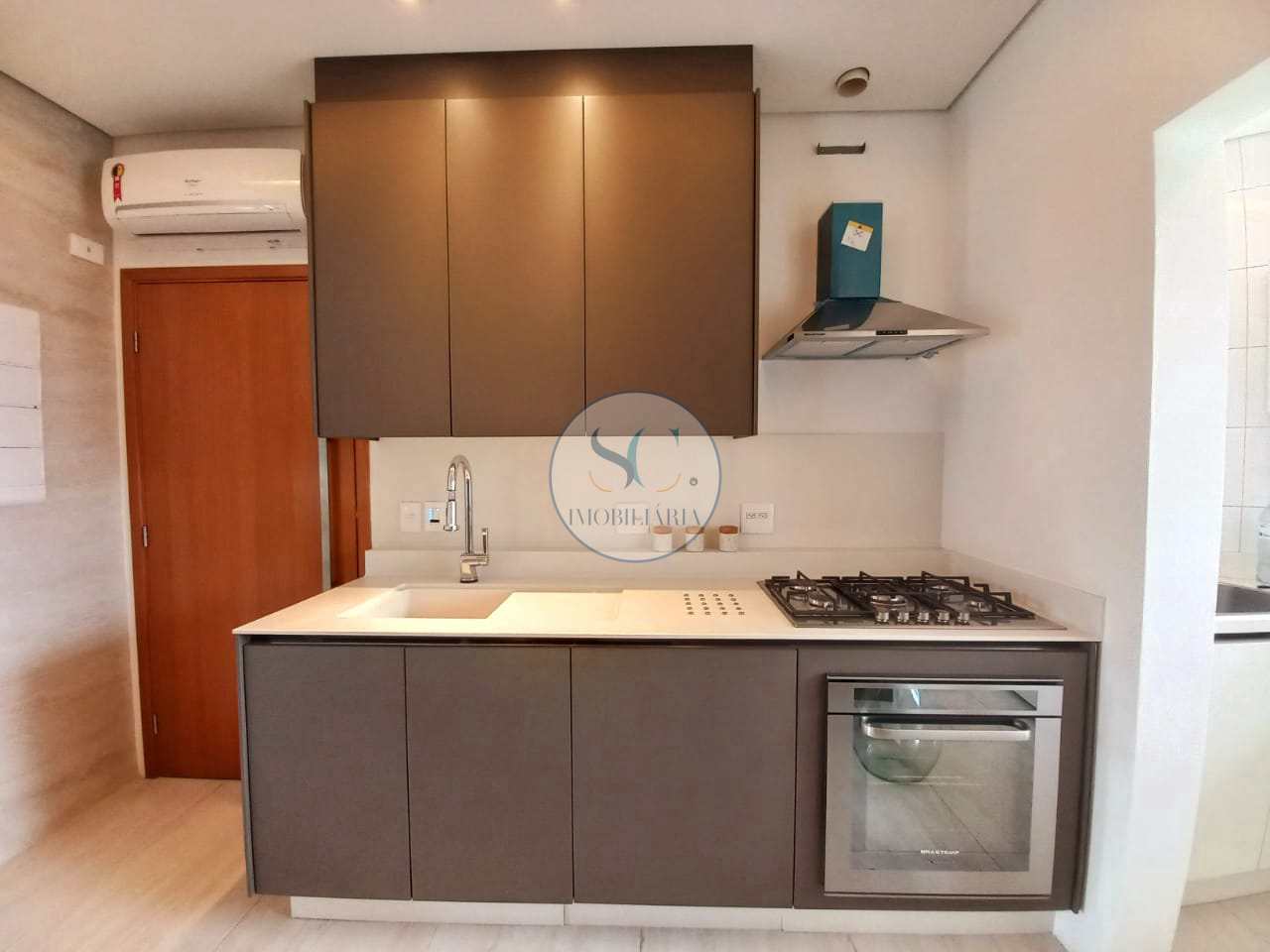 Apartamento à venda com 3 quartos, 159m² - Foto 9