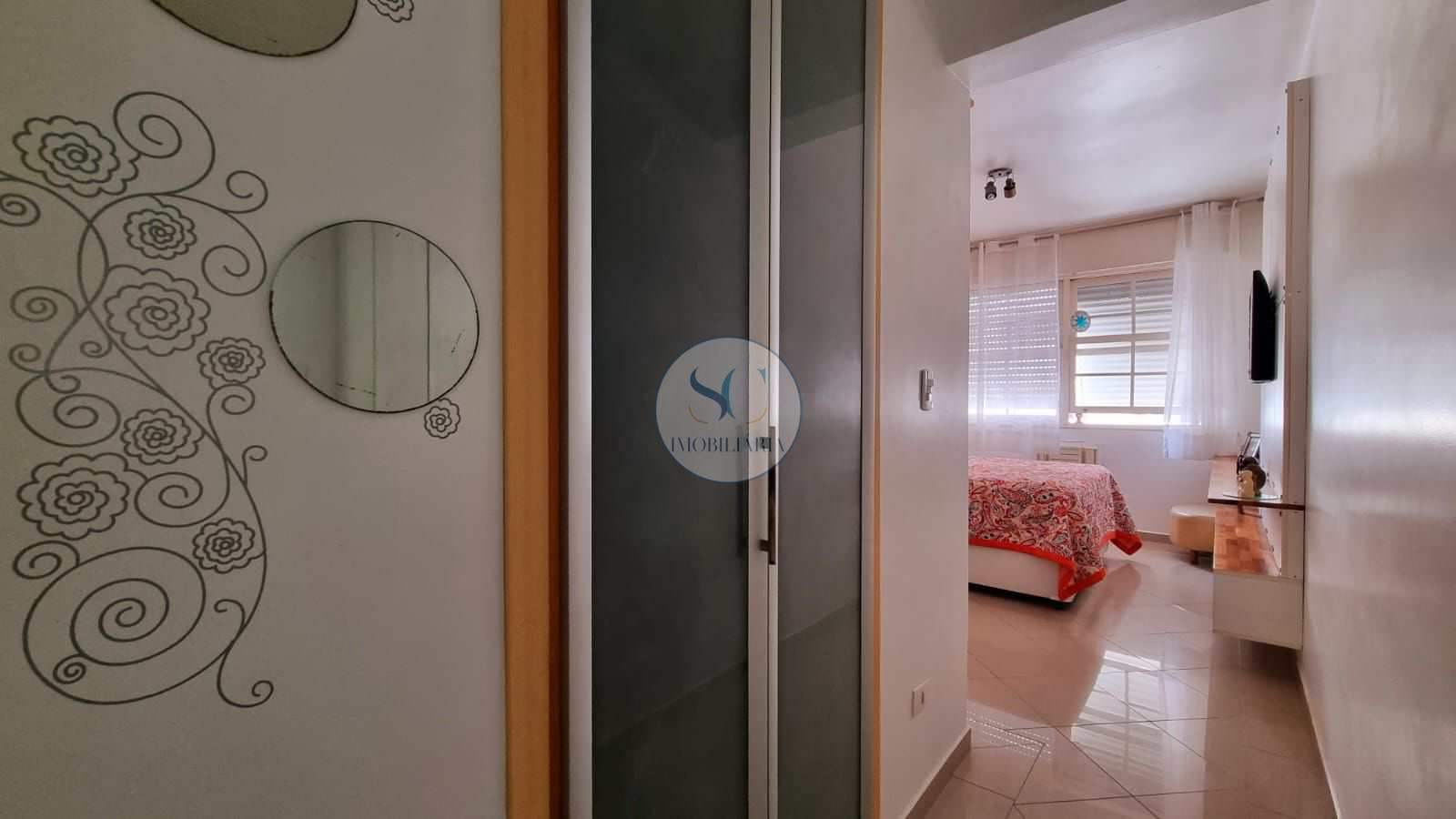 Apartamento à venda com 3 quartos, 190m² - Foto 2