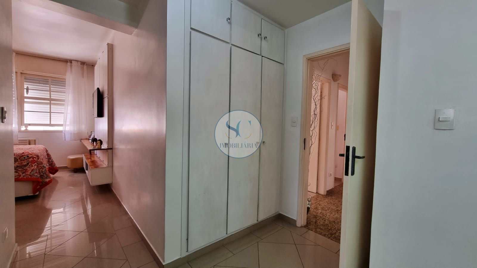 Apartamento à venda com 3 quartos, 190m² - Foto 3