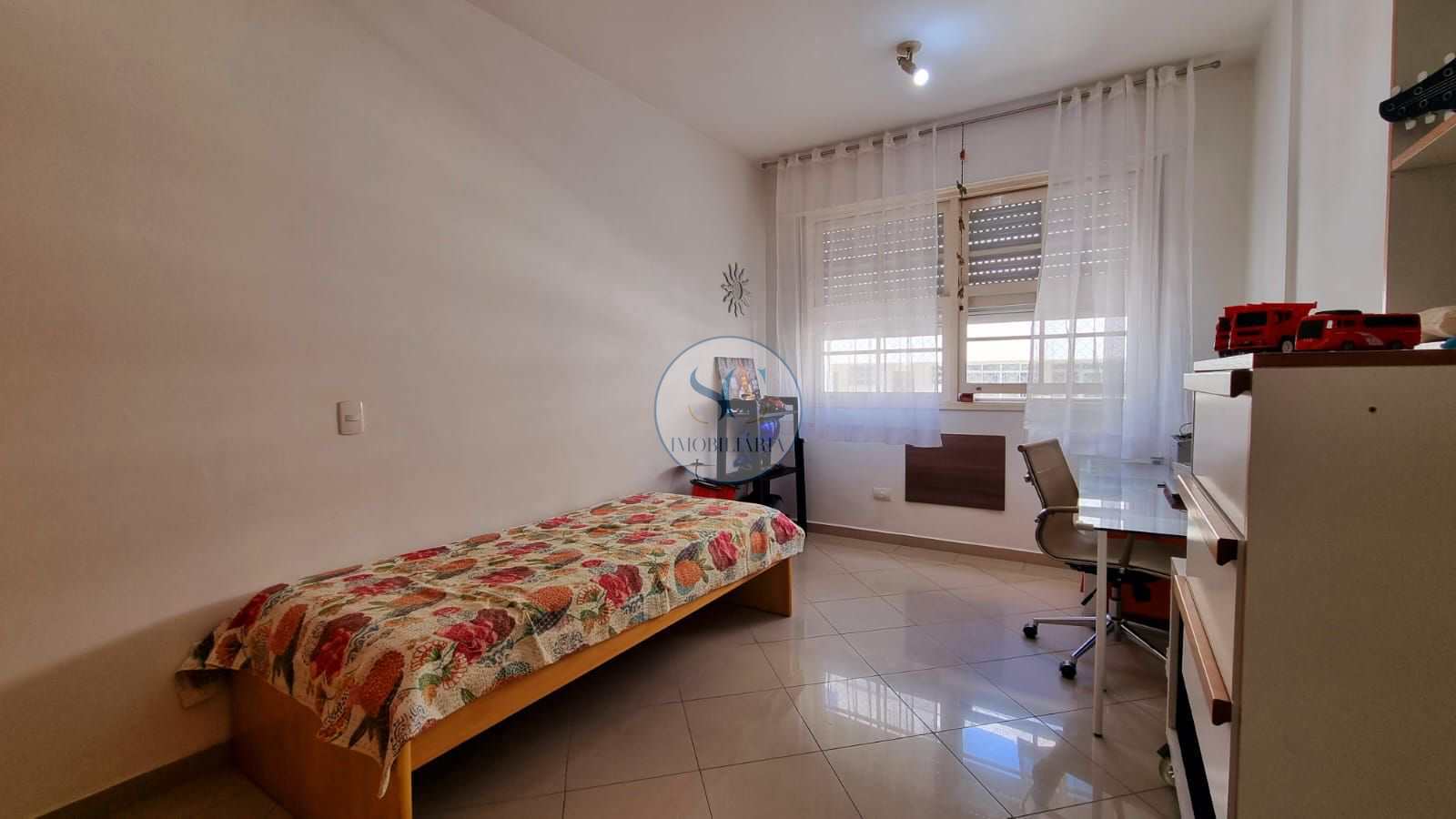 Apartamento à venda com 3 quartos, 190m² - Foto 21