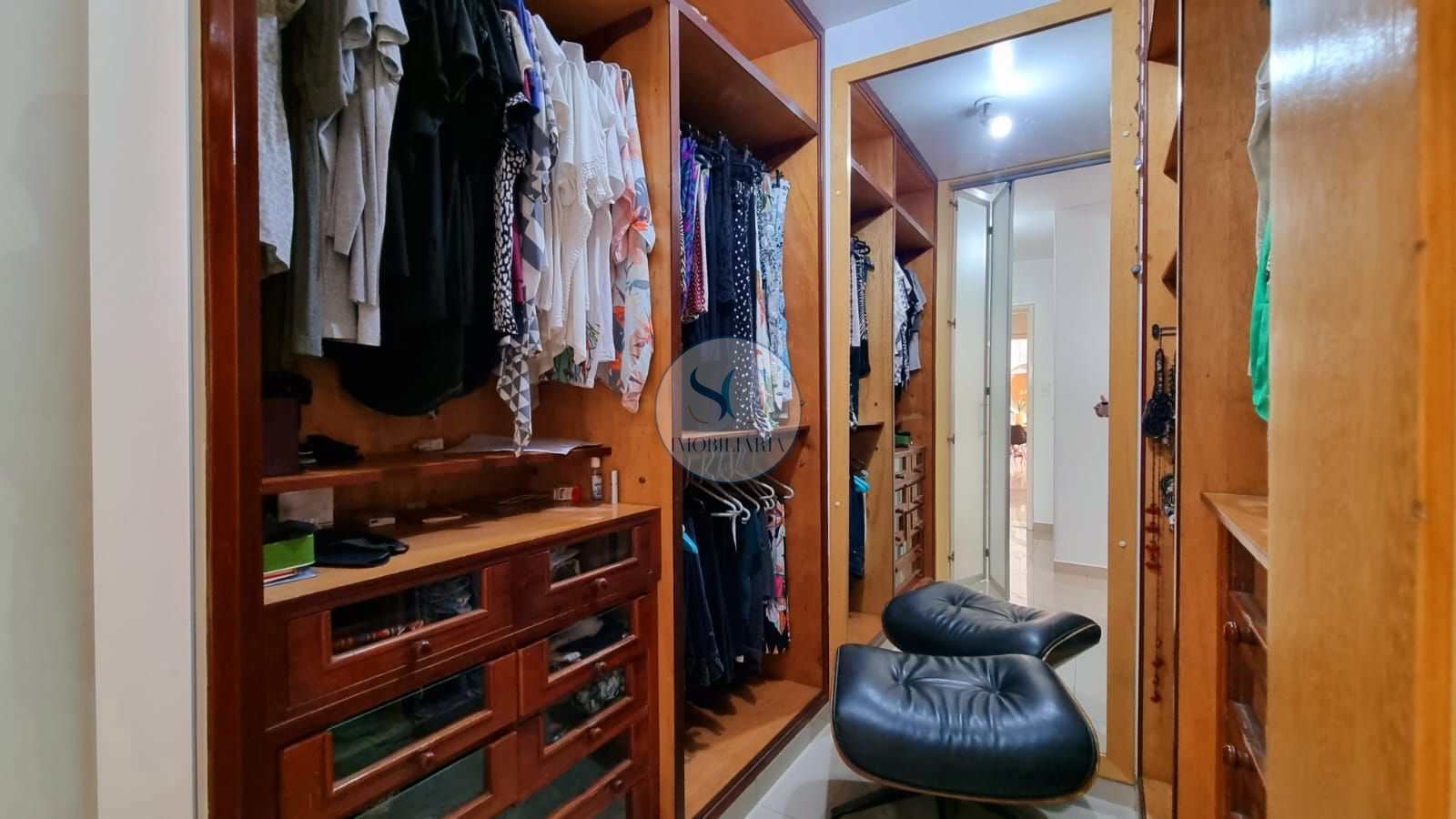 Apartamento à venda com 3 quartos, 190m² - Foto 13