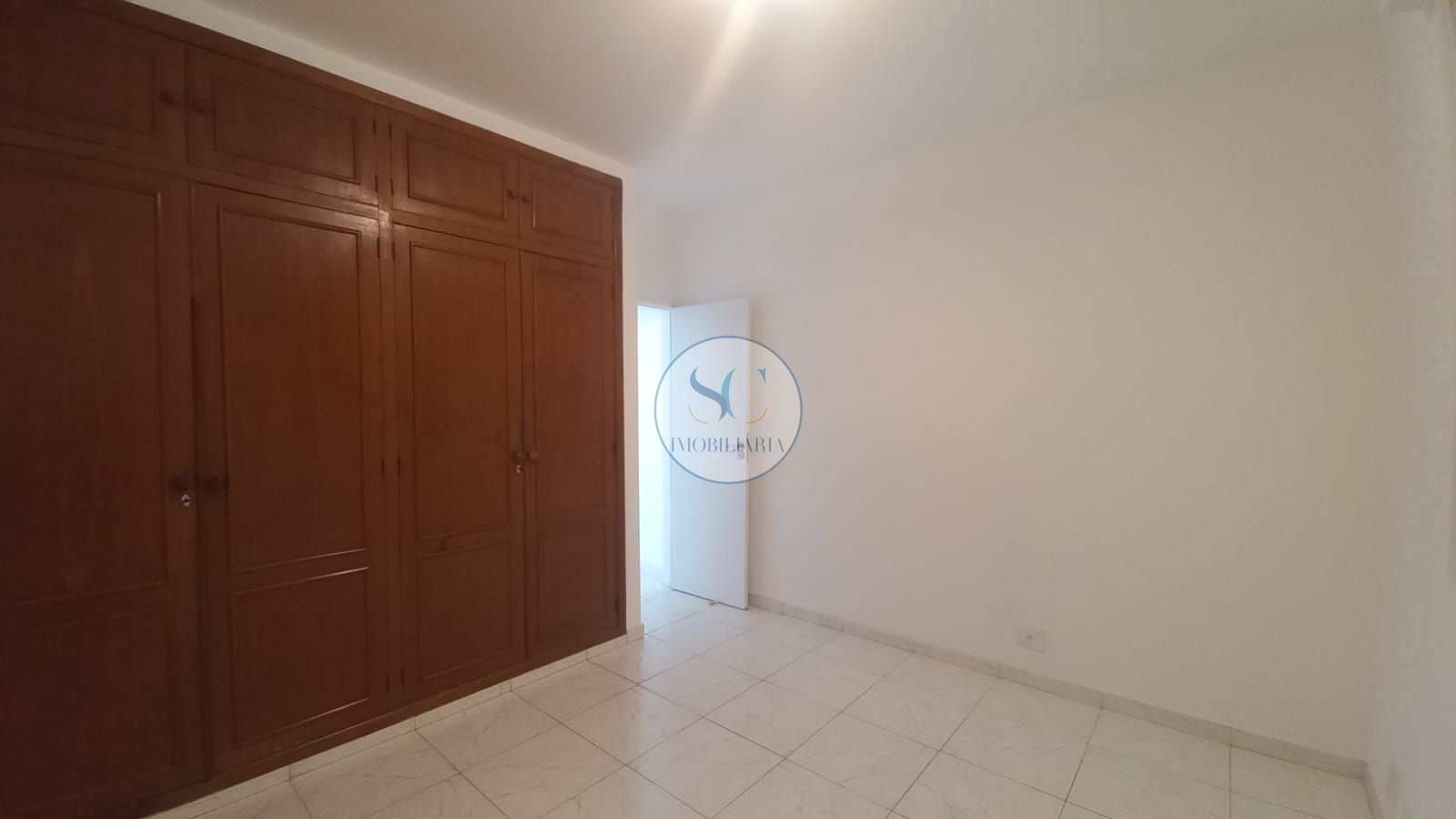 Apartamento à venda com 3 quartos, 140m² - Foto 7