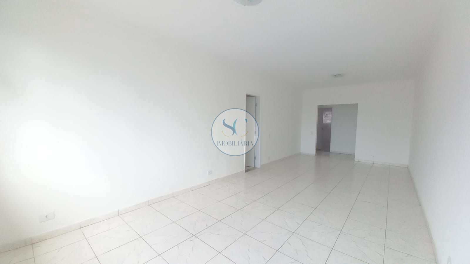 Apartamento à venda com 3 quartos, 140m² - Foto 2