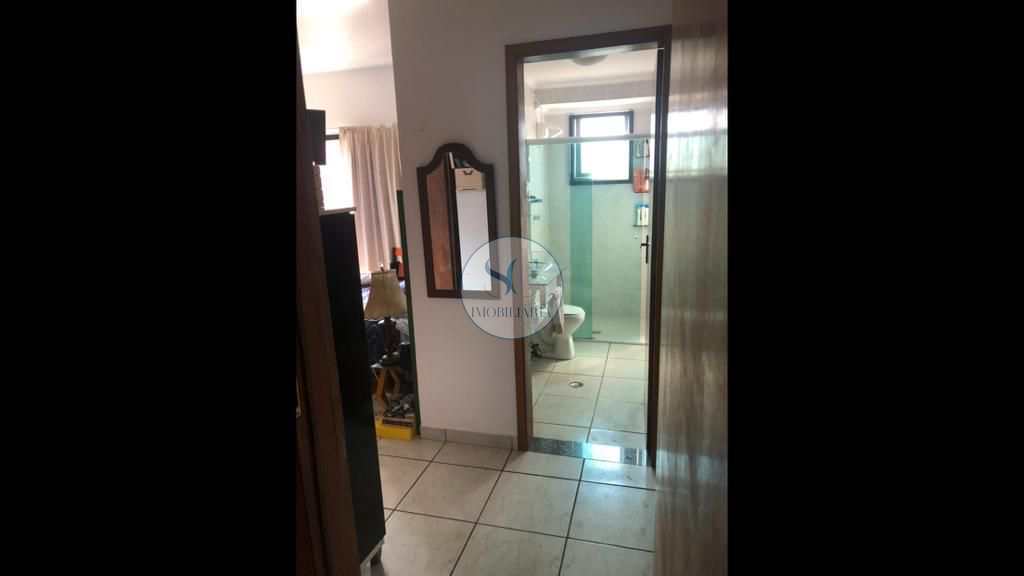 Apartamento à venda com 3 quartos, 136m² - Foto 5