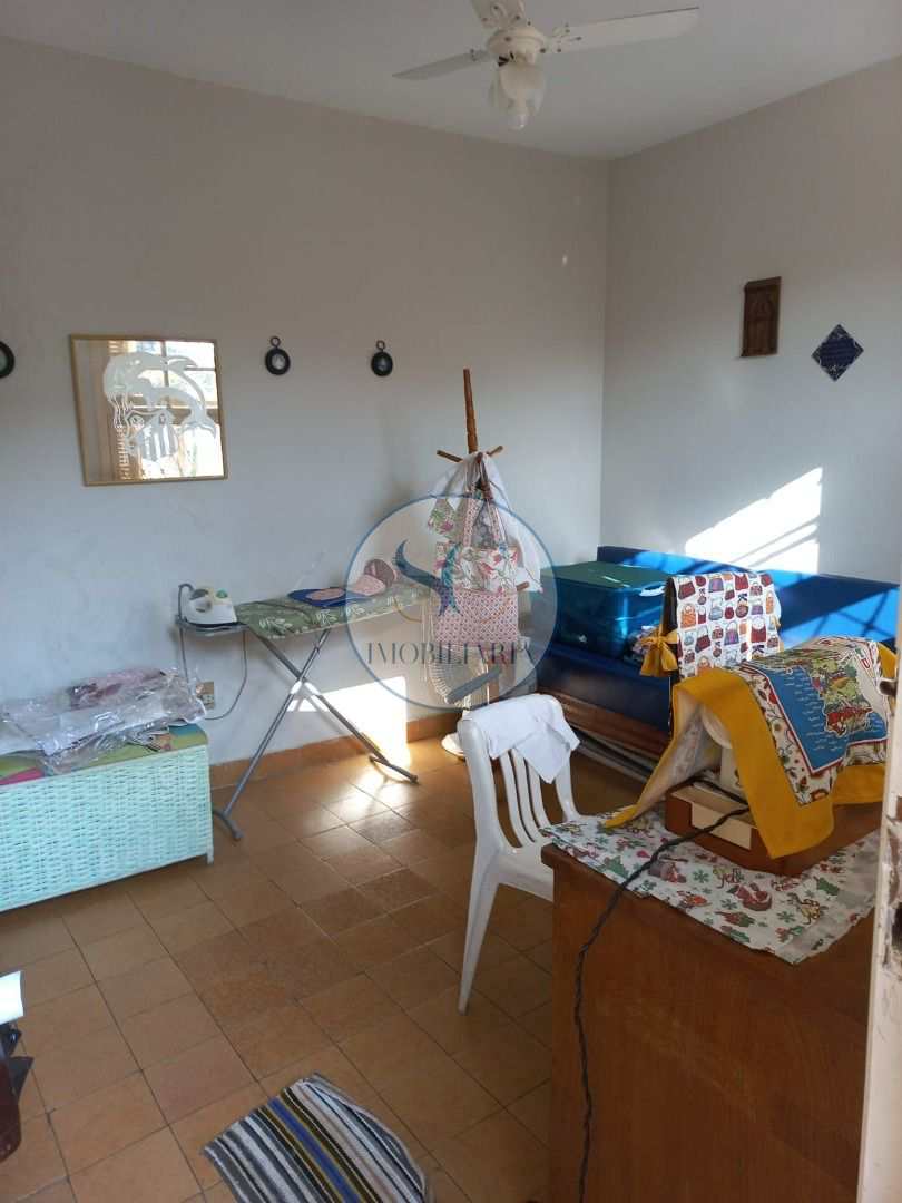 Casa à venda com 3 quartos, 240m² - Foto 8